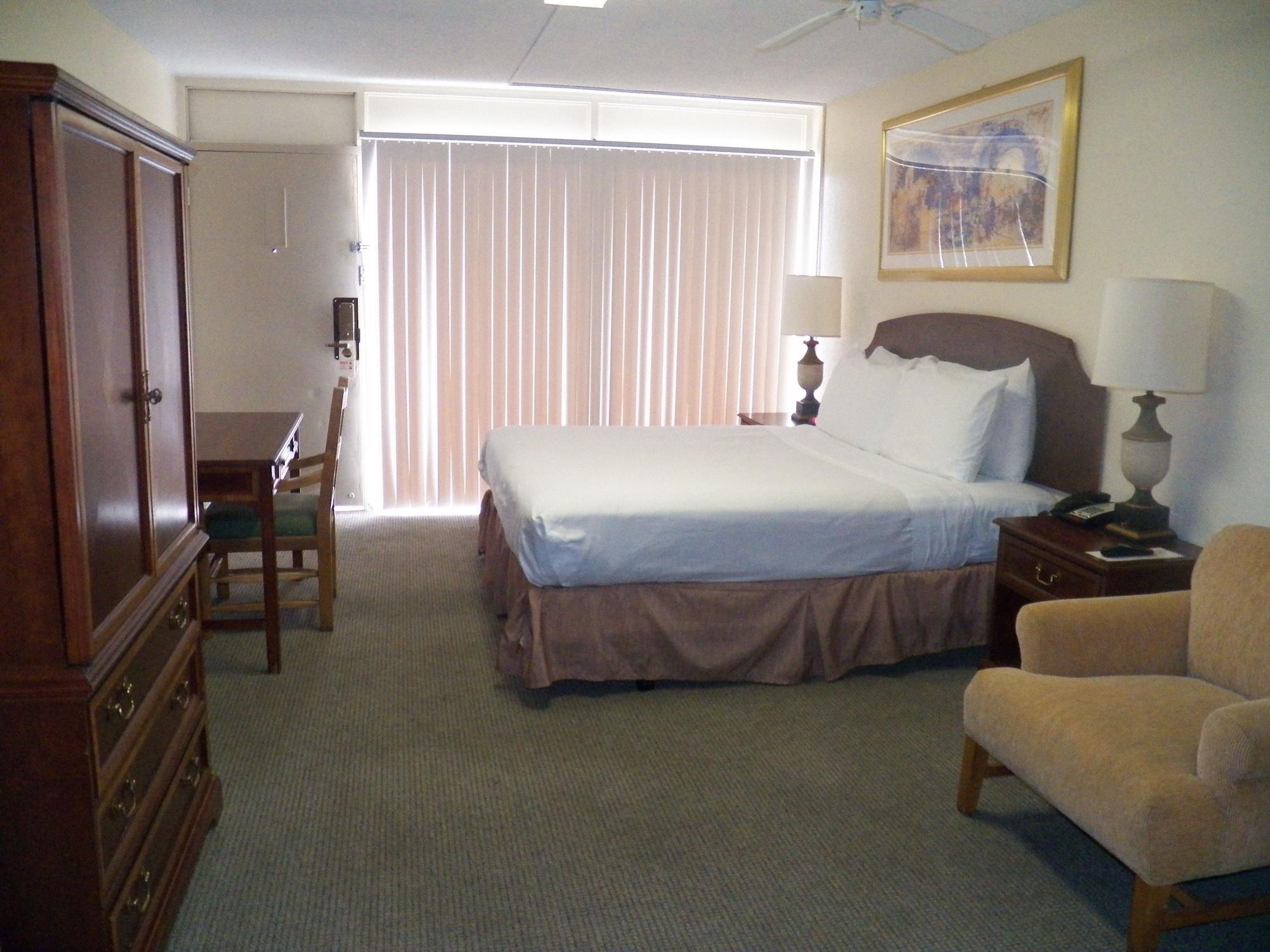 University Inn Bryan Esterno foto